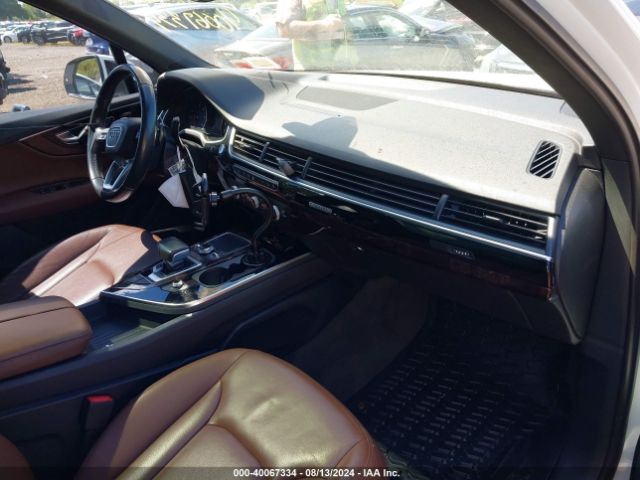 WA1LAAF76HD008560 Audi Q7 3.0t Premium