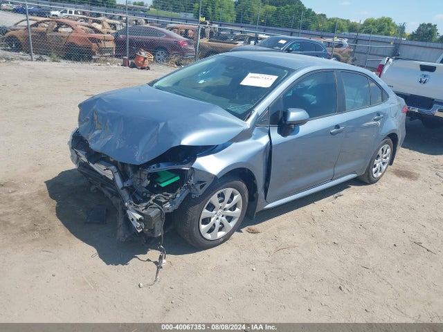 Toyota COROLLA LE 2021 5YFEPMAE6MP159989 Image 2