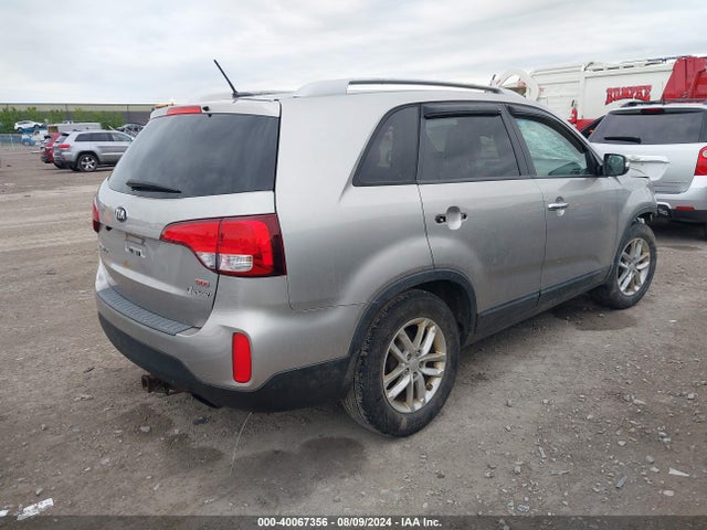 KIA Sorento Lx V6 2014 5XYKT4A77EG449759 Image 4