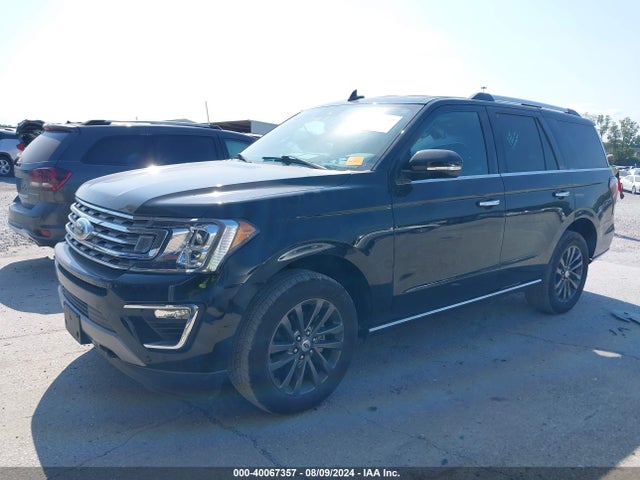 Ford Expedition Limited 2021 1FMJU2AT2MEA41859 Image 2