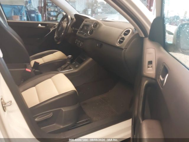 WVGBV7AX5GW588074 Volkswagen TIGUAN S