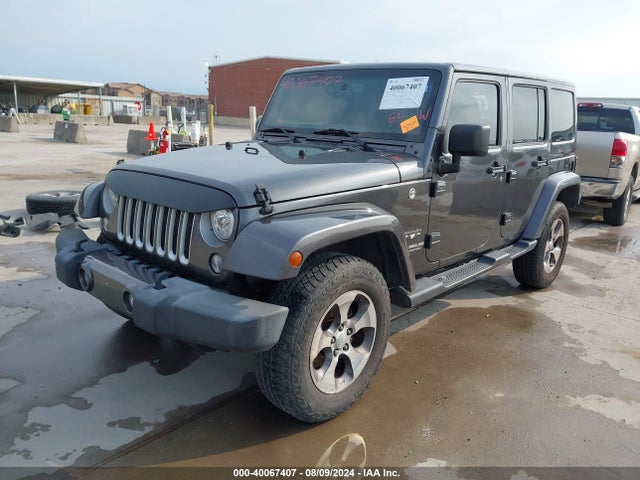 1C4BJWEG9HL680487 Jeep Wrangler Unlimited Sahara 4x4