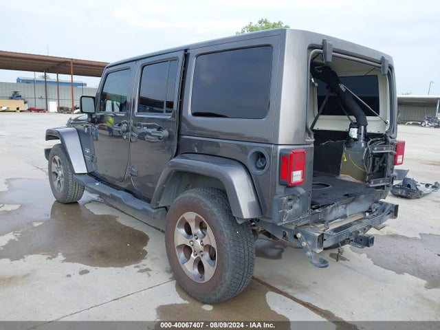 1C4BJWEG9HL680487 Jeep Wrangler Unlimited Sahara 4x4