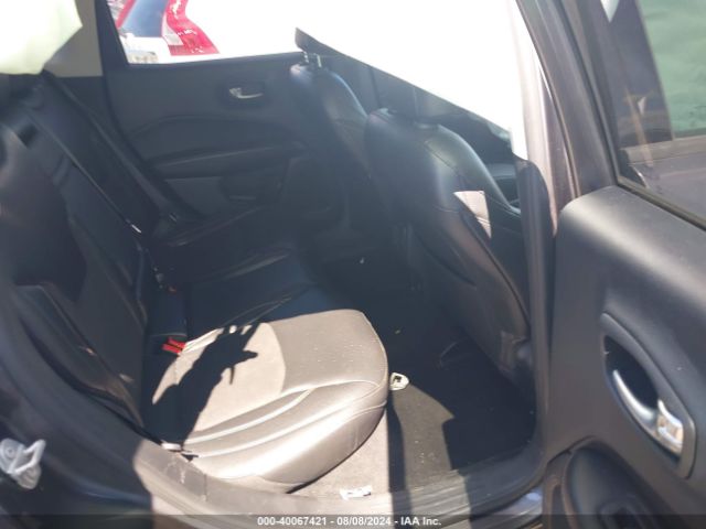 3C4NJCBB3JT488867 Jeep Compass Latitude Fwd