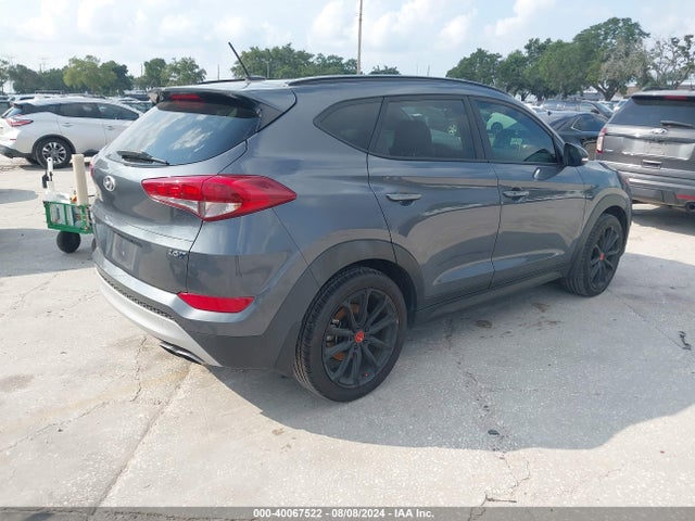 Hyundai Tucson Night 2017 KM8J33A29HU482075 Image 4