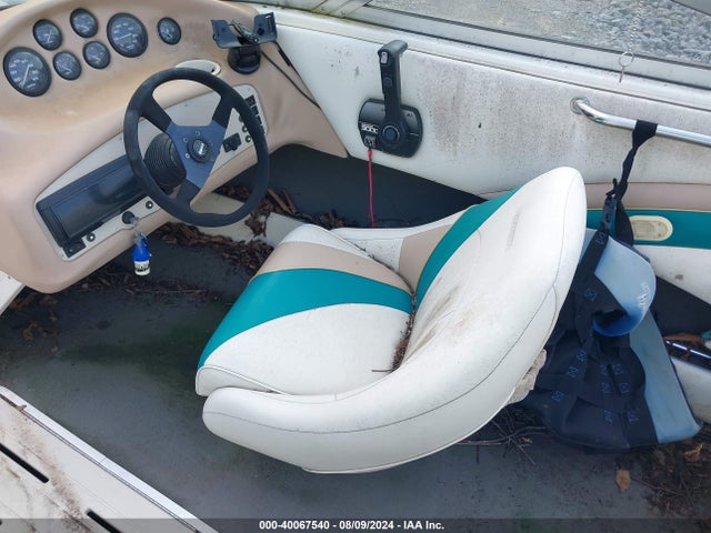Aukcja sprzedaży 1996 Rinker 212, vin: RNK52894E696, numer aukcji: 40067540
