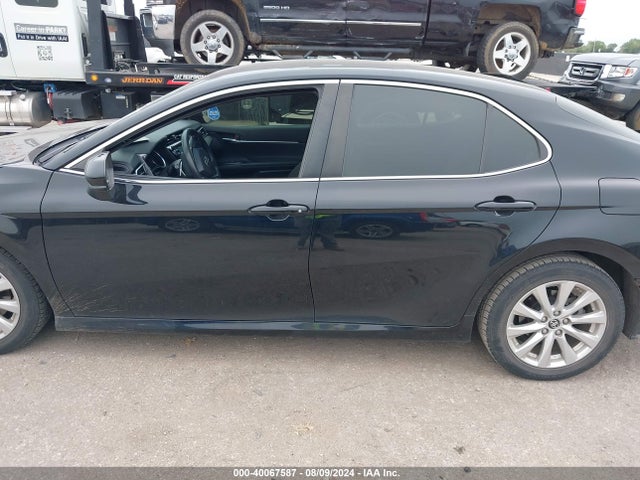 Toyota CAMRY LE 2018 JTNB11HK6J3031671 Image 14