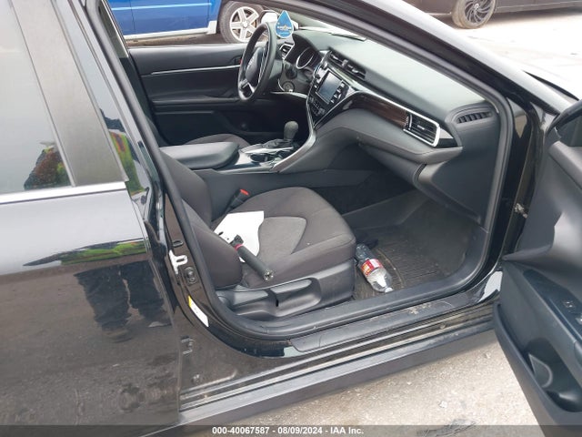 Toyota CAMRY LE 2018 JTNB11HK6J3031671 Image 5