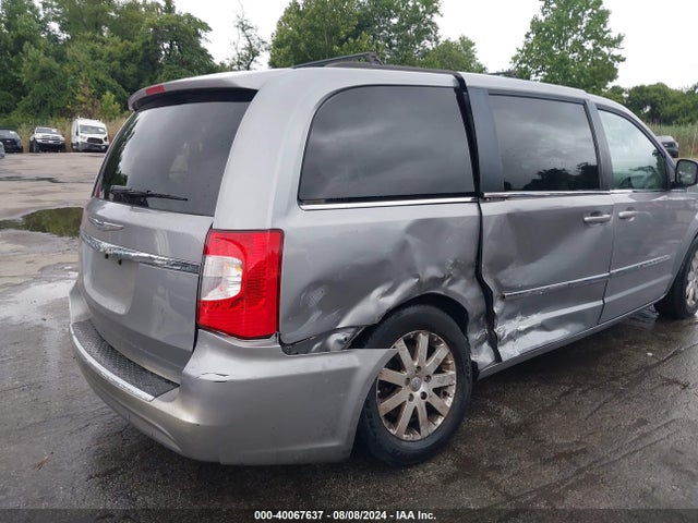 2C4RC1BG8FR544890 Chrysler Town & Country Touring