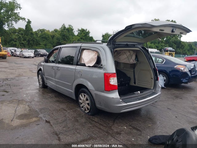 2C4RC1BG8FR544890 Chrysler Town & Country Touring