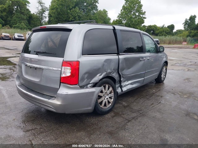2C4RC1BG8FR544890 Chrysler Town & Country Touring