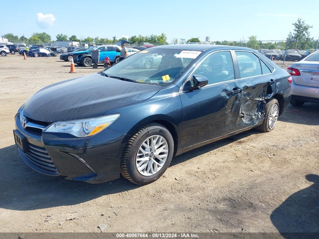 Toyota CAMRY LE 2017 4T1BF1FK6HU661327 Image 2