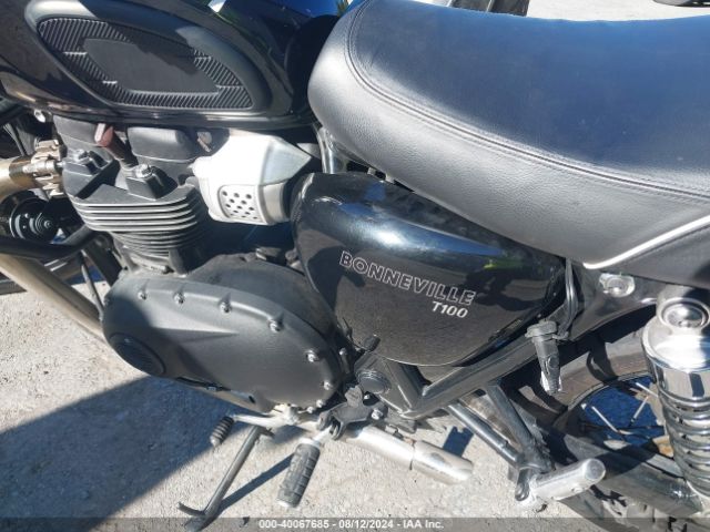 2023 TRIUMPH MOTORCYCLE BONNEVILLE SMTD10G75PTBF7744 Photo 8