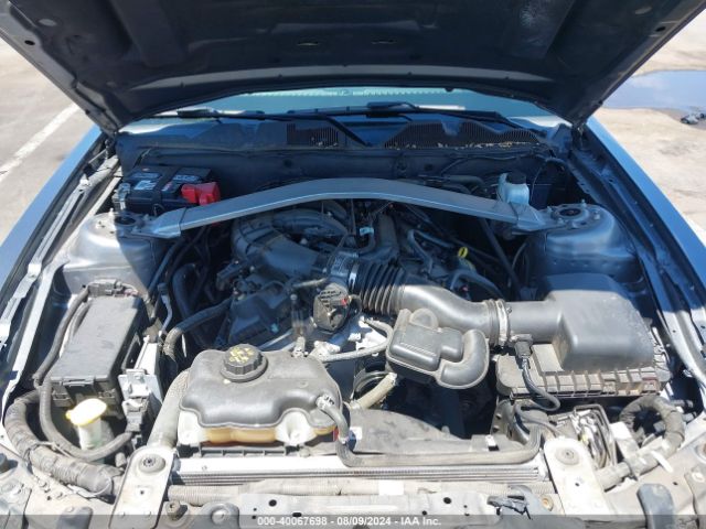 1ZVBP8EM5E5212821 Ford Mustang V6 Premium