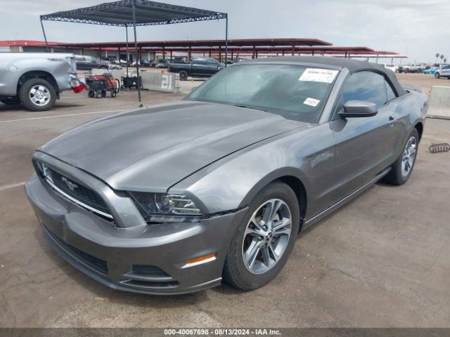 1ZVBP8EM5E5212821 Ford Mustang V6 Premium