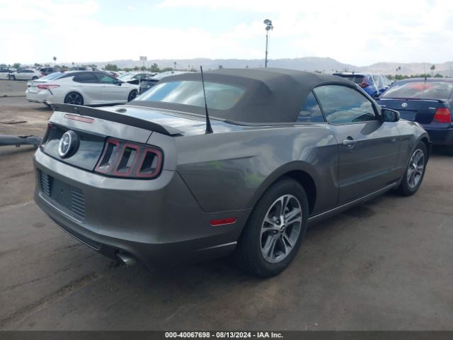 1ZVBP8EM5E5212821 Ford Mustang V6 Premium