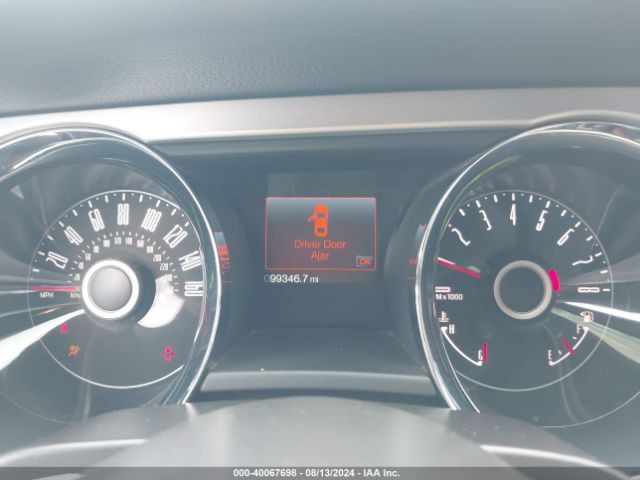 1ZVBP8EM5E5212821 Ford Mustang V6 Premium