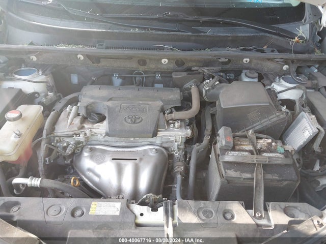 Toyota RAV4 LE 2016 JTMBFREV6GJ064838 Image 10