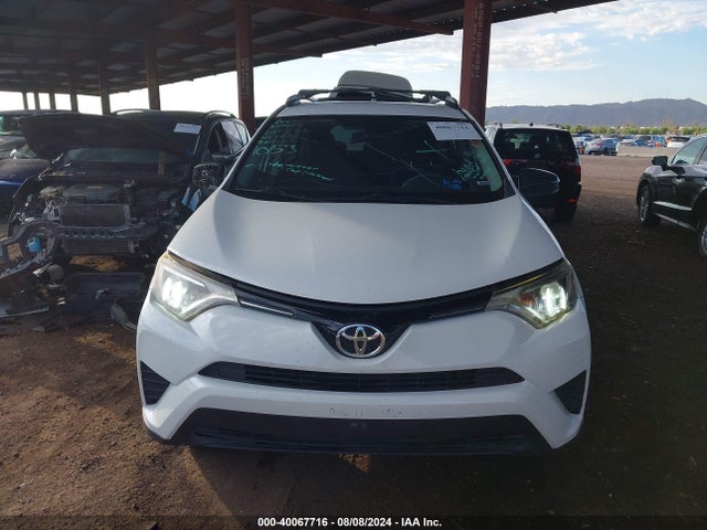 Toyota RAV4 LE 2016 JTMBFREV6GJ064838 Image 12