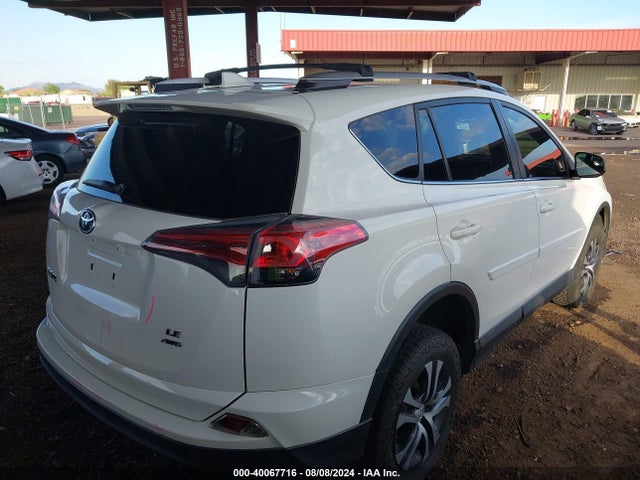 Toyota RAV4 LE 2016 JTMBFREV6GJ064838 Image 4