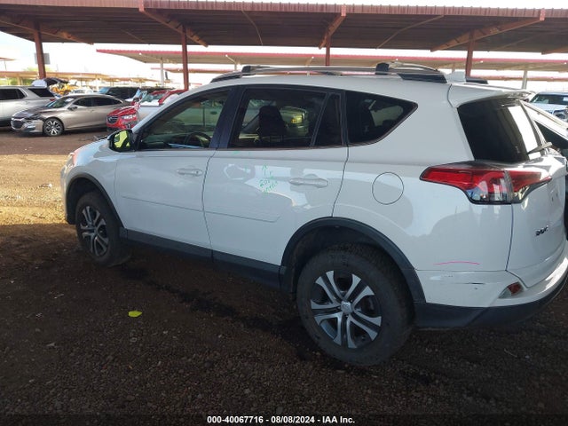 Toyota RAV4 LE 2016 JTMBFREV6GJ064838 Image 6