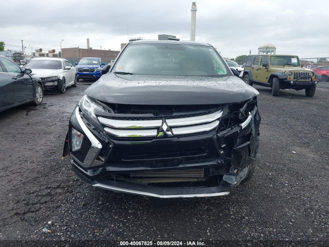 JA4AT5AA3JZ069627 Mitsubishi Eclipse Cross Se/sel