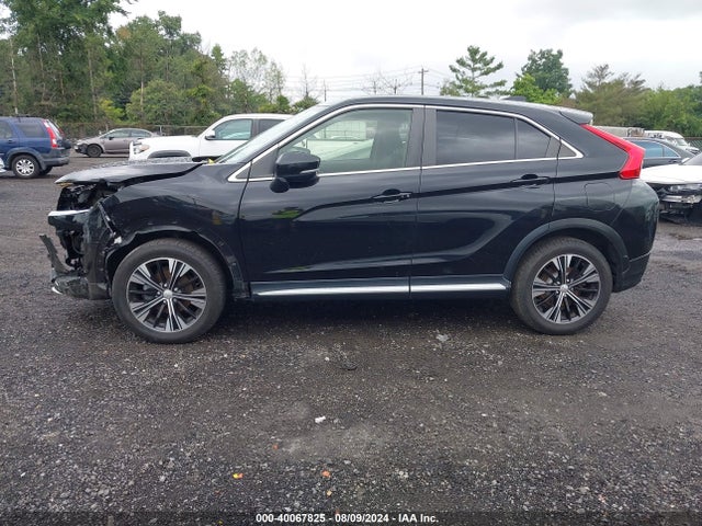 JA4AT5AA3JZ069627 Mitsubishi Eclipse Cross Se/sel