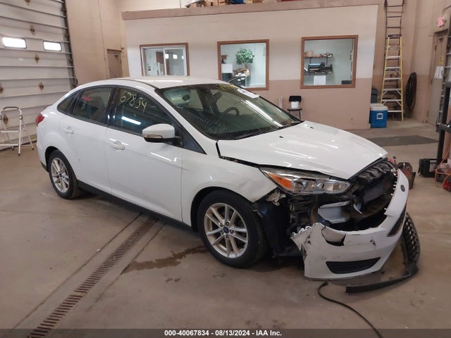 2016 1FADP3F22GL386197 main image