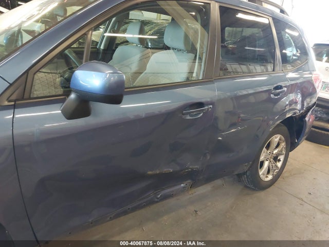 Subaru Forester 2.5i Premium 2016 JF2SJADC5GH507425 Image 6