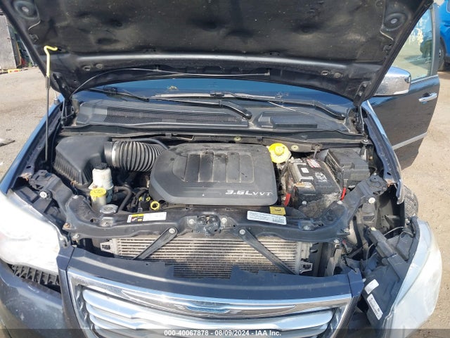 2C4RC1CG6ER300958 Chrysler Town & Country Touring-l