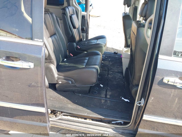 2C4RC1CG6ER300958 Chrysler Town & Country Touring-l
