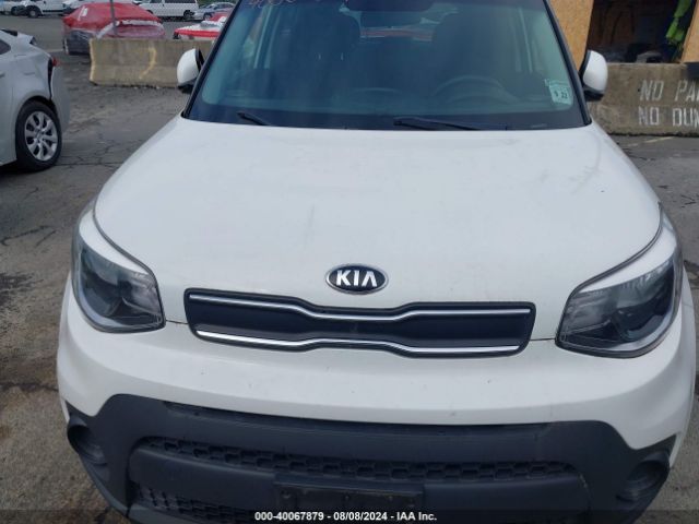 KNDJN2A27J7523901 KIA Soul