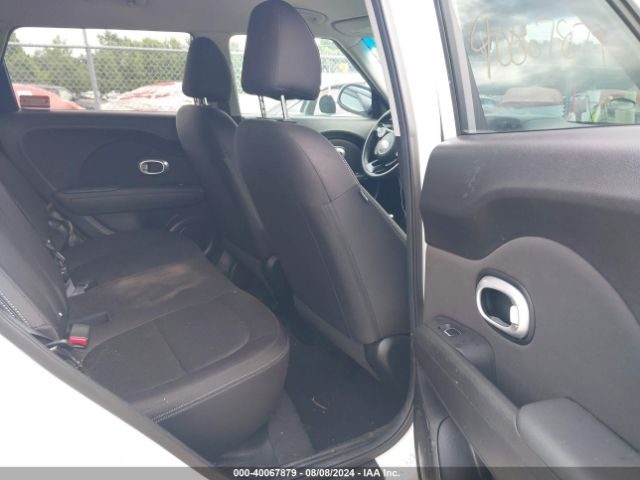KNDJN2A27J7523901 KIA Soul