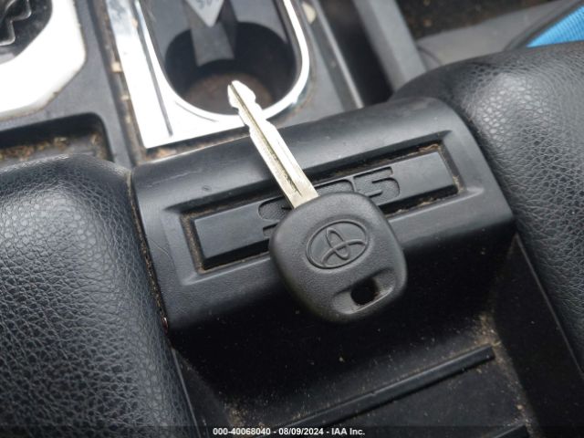 5TFRW5F13GX202593 Toyota Tundra Sr5 5.7l V8
