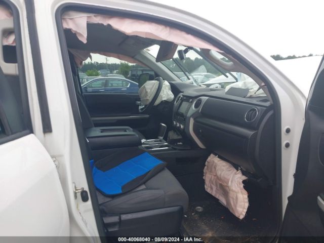 5TFRW5F13GX202593 Toyota Tundra Sr5 5.7l V8