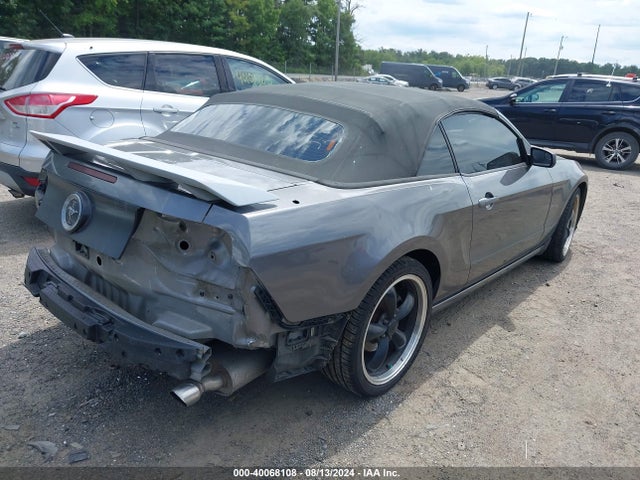 Ford Mustang V6 2014 1ZVBP8EM7E5238384 Image 4