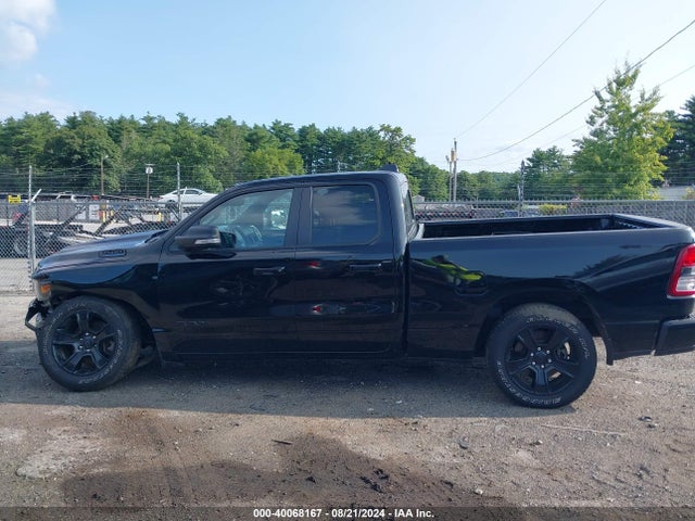 1C6RRFBG3NN269234 RAM 1500 Big Horn Quad Cab 4x4 6'4 Box