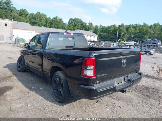 1C6RRFBG3NN269234 RAM 1500 Big Horn Quad Cab 4x4 6'4 Box