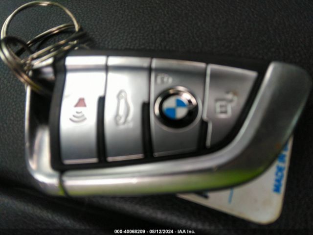 WBAJR3C03LWW71992 BMW 530I
