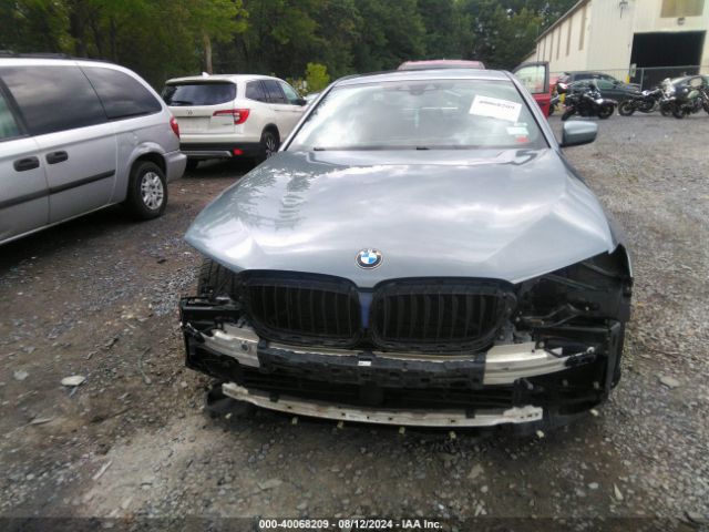 WBAJR3C03LWW71992 BMW 530I