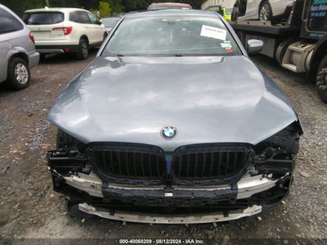WBAJR3C03LWW71992 BMW 530I