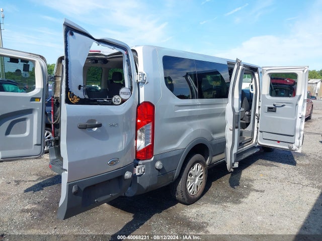 Ford Transit-350 Xlt 2015 1FBZX2ZM5FKA79932 Image 4
