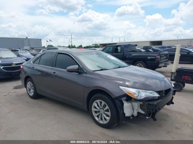 Toyota CAMRY LE 2016 4T4BF1FK5GR536243 Image 1