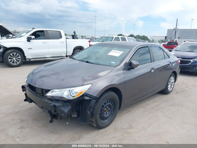 Toyota CAMRY LE 2016 4T4BF1FK5GR536243 Image 2