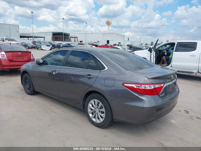 Toyota CAMRY LE 2016 4T4BF1FK5GR536243 Image 3