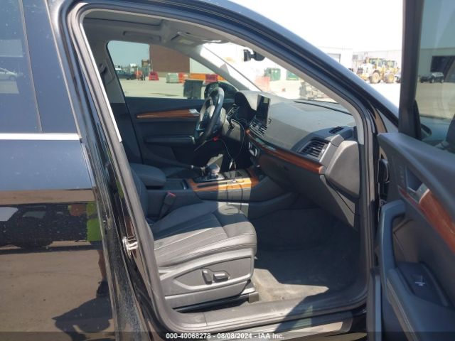 WA1BAAFY9M2010104 Audi Q5 Premium Plus 45 Tfsi Quattro S Tronic