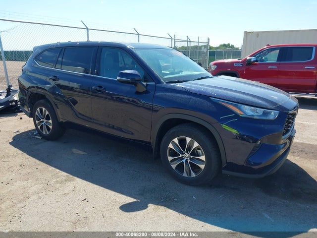 Toyota Highlander Xle 2020 5TDGZRBH3LS010969 Image 1