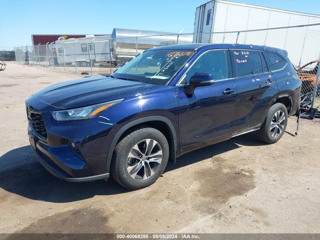 Toyota Highlander Xle 2020 5TDGZRBH3LS010969 Image 2