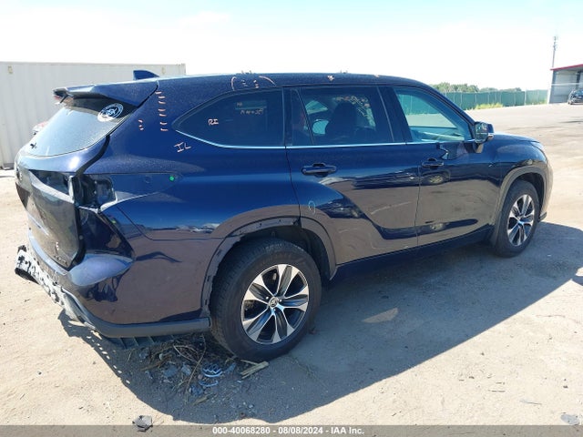 Toyota Highlander Xle 2020 5TDGZRBH3LS010969 Image 4