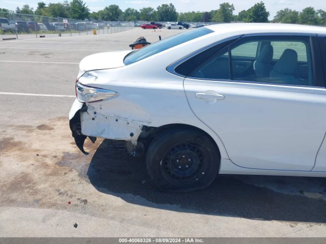 4T1BF1FK2FU078539 Toyota CAMRY LE